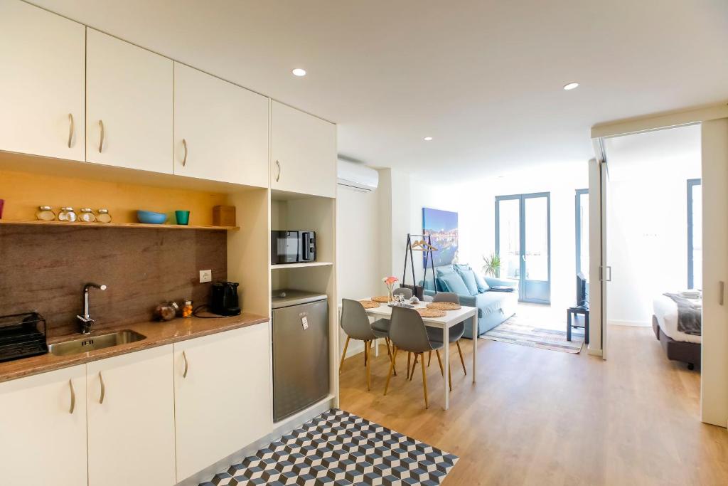 Oliveira Apartment`s - 19