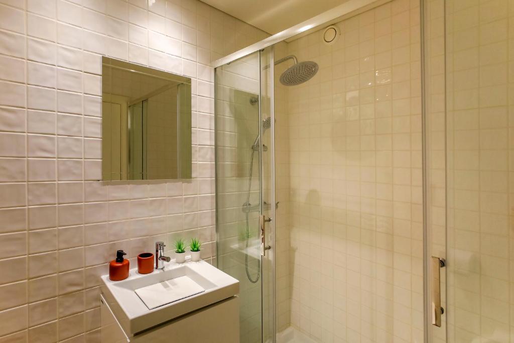 Oliveira Apartment`s - 15