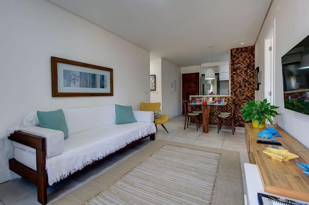  Apartamento Frente Mar Decorado e Completo no WaiWai por Carpediem