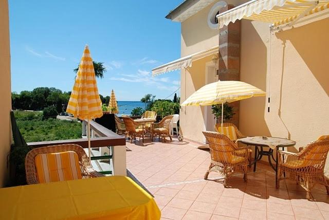 Fotografia z galérie ubytovania Studio apartment in Savudrija with Seaview, Terrace, Air condition, WIFI (123-10) v Savudriji