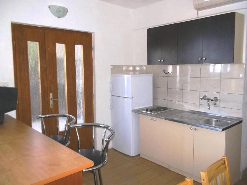 Fotografia z galérie ubytovania Apartment in Pisak with sea view, terrace, air conditioning, WiFi (3817-4) v Pisaku