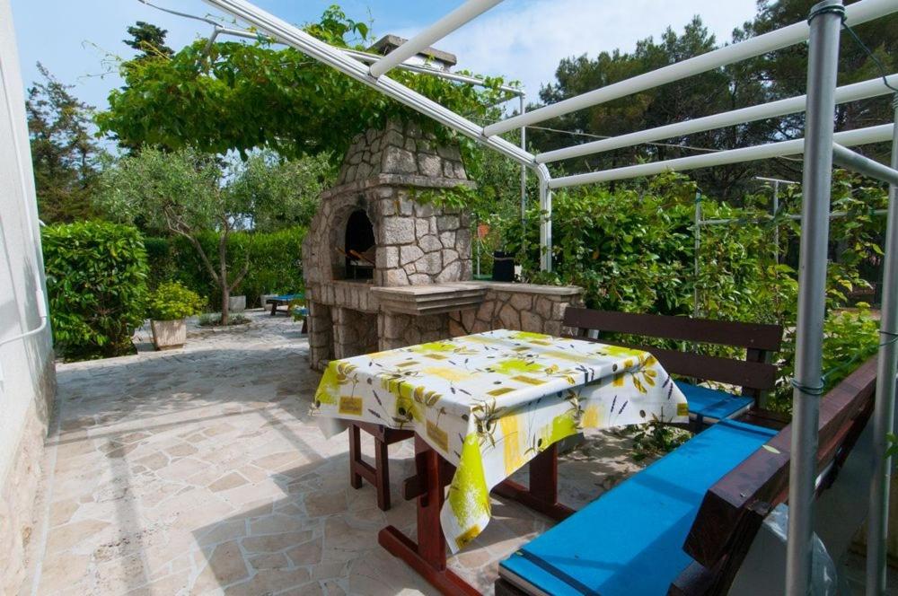 Vonkajšia záhrada v ubytovaní Guesthouse Losinj (4241)