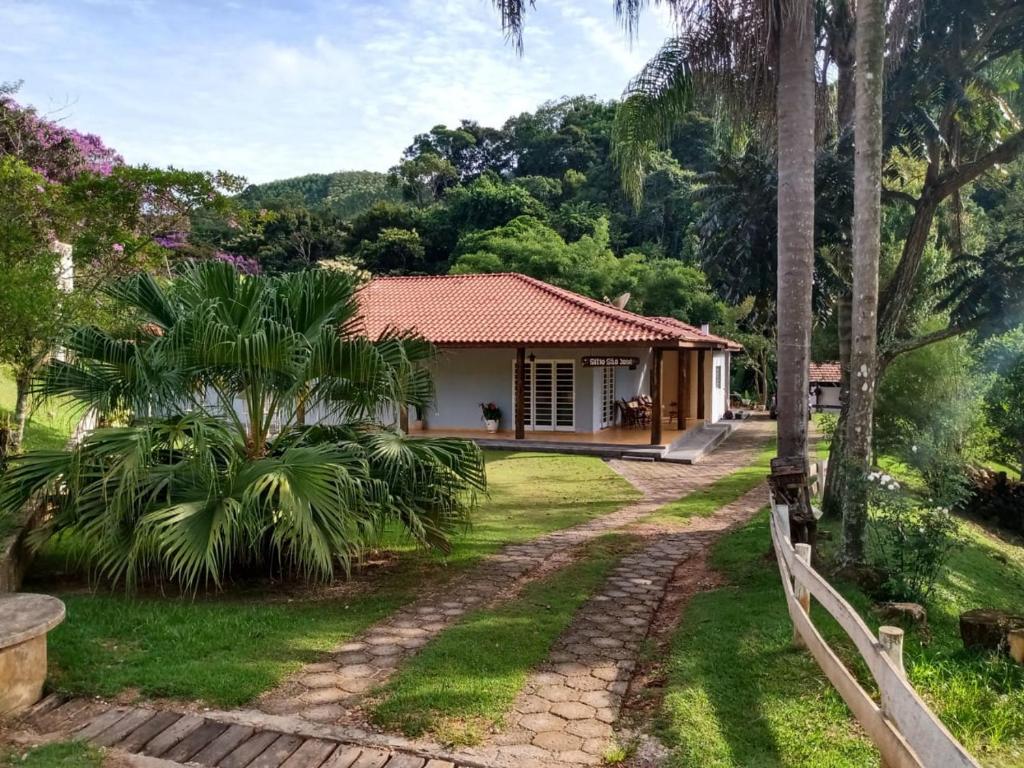  Sítio em Jacareí (interior de SP)