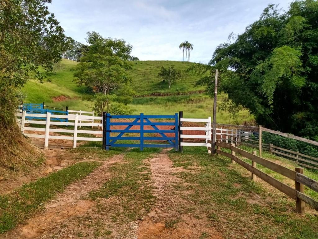  Sítio em Jacareí (interior de SP)