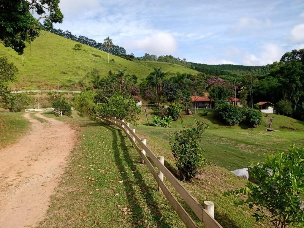  Sítio em Jacareí (interior de SP)
