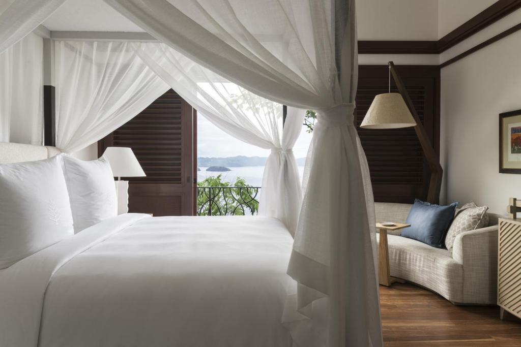 Four Seasons Resort Peninsula Papagayo, Costa Rica - Canopy Premier Plunge Pool Suite Drie Slaapkamers