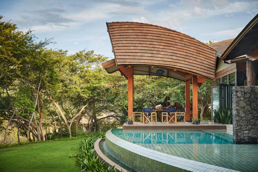 Four Seasons Resort Peninsula Papagayo, Costa Rica - Miramar Suite Trois Chambres