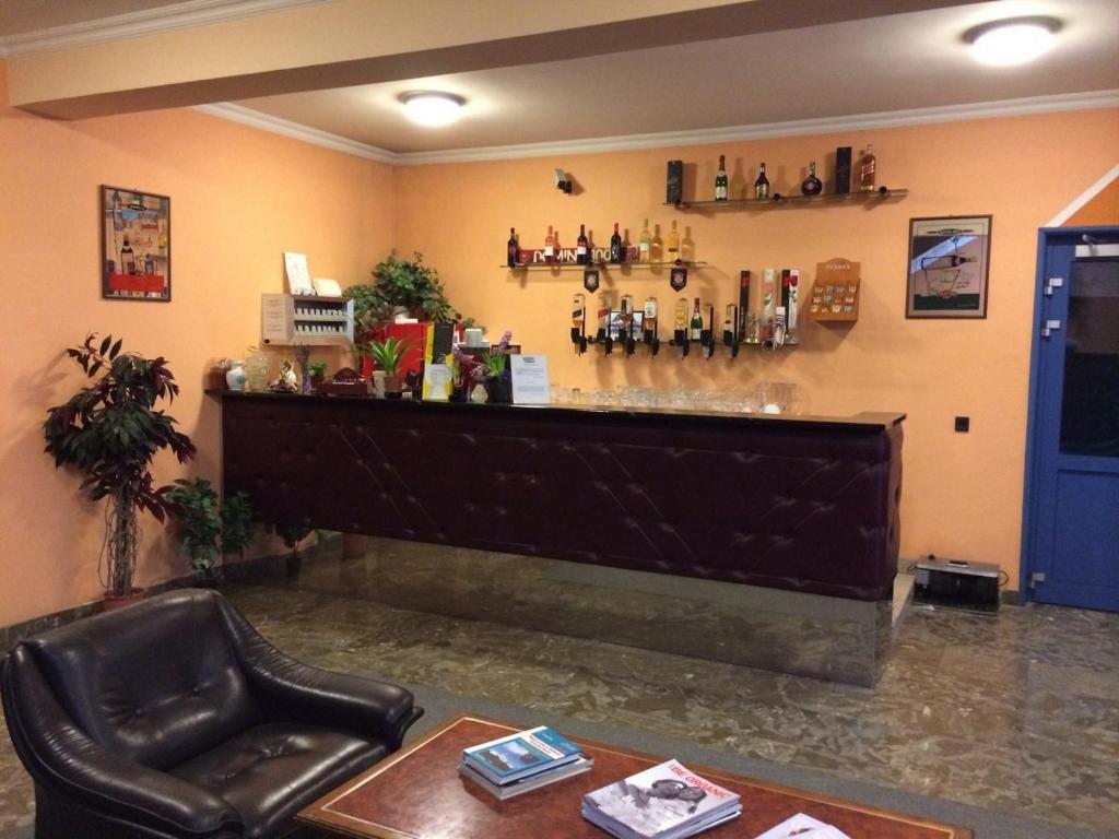 Lounge nebo bar v ubytování Hotel Uno