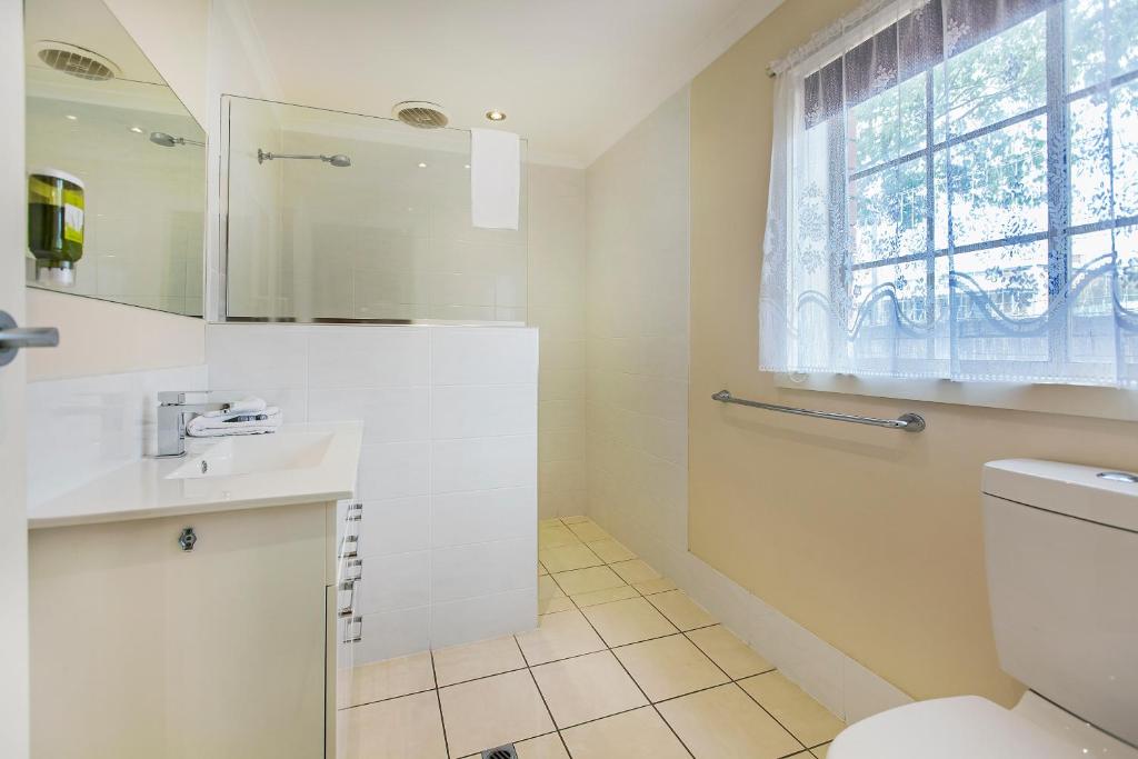 Clare Central - Deluxe Twin Room