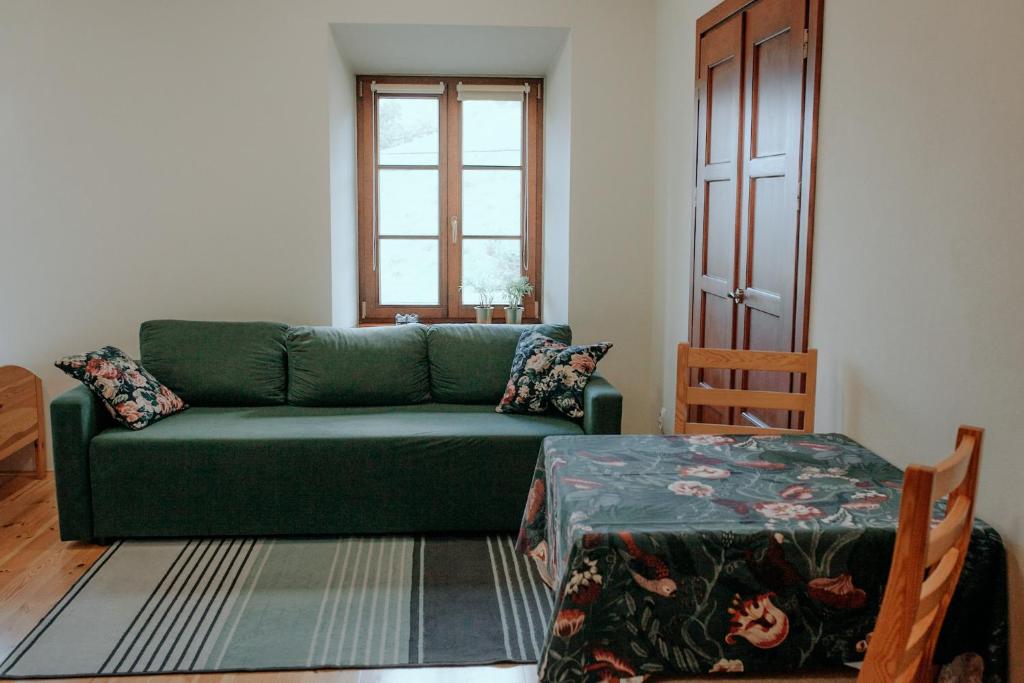 Zamkowa, Pokoje Gościnne - 2