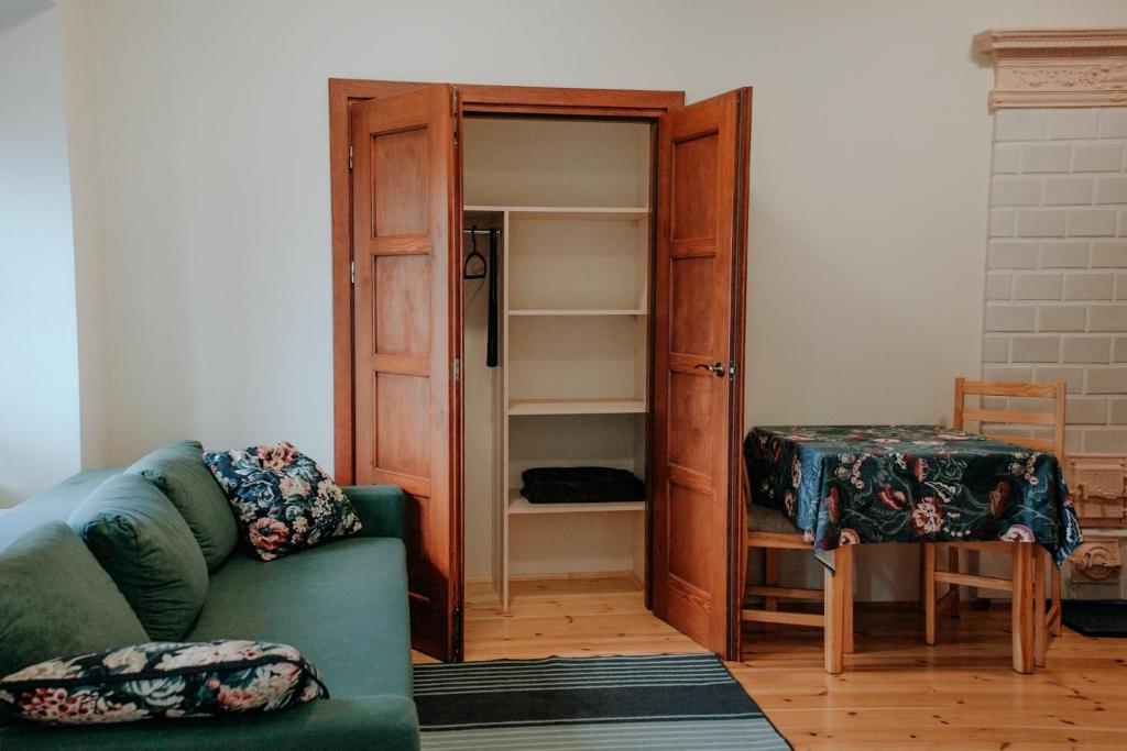 Zamkowa, Pokoje Gościnne - 13