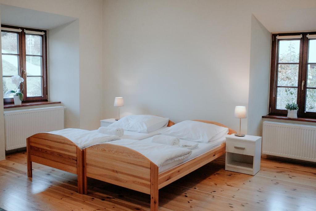 Zamkowa, Pokoje Gościnne - 11