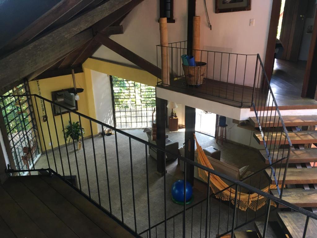  Casa Rústica Cinematográfica na Cachoeira