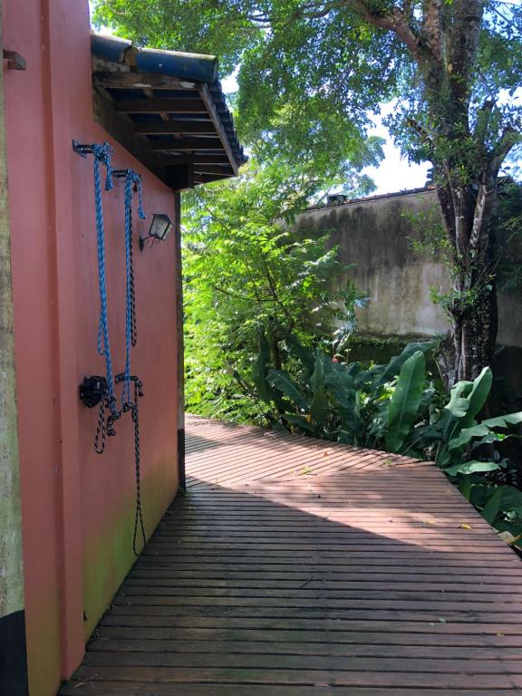  Casa Rústica Cinematográfica na Cachoeira