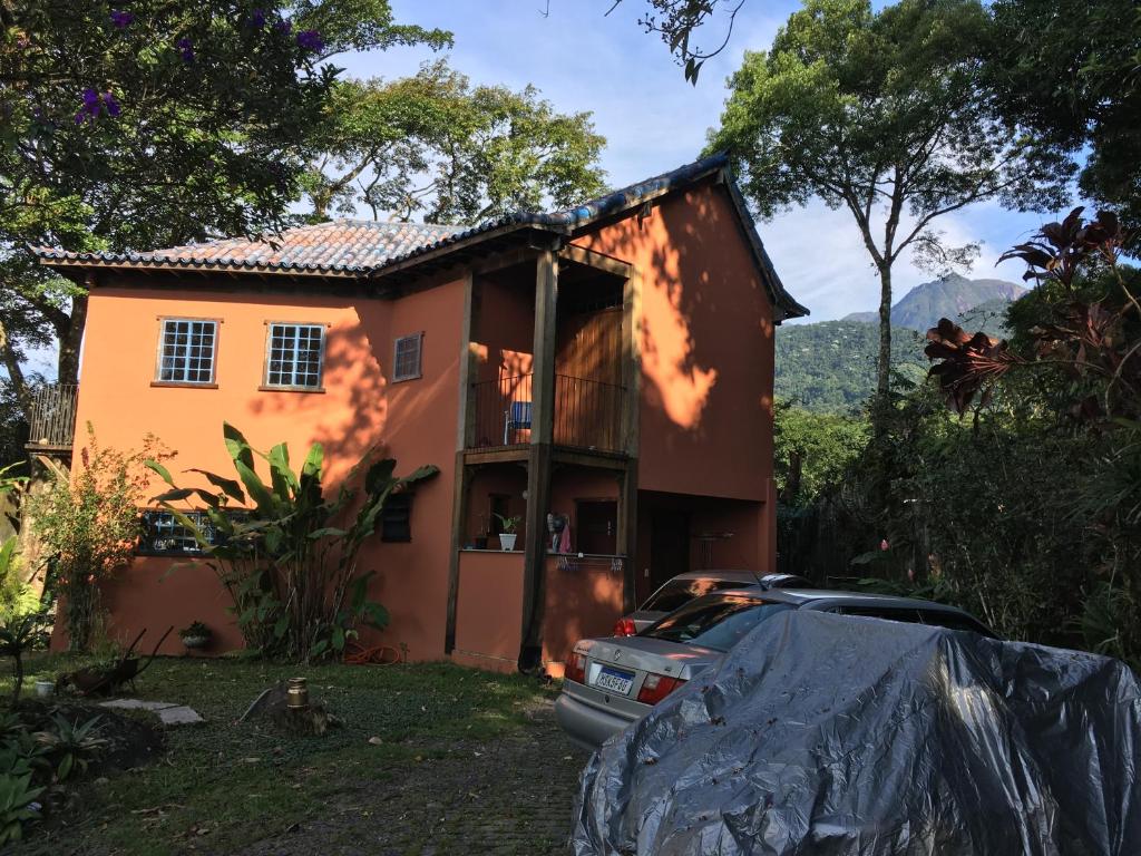 Casa Rústica Cinematográfica na Cachoeira