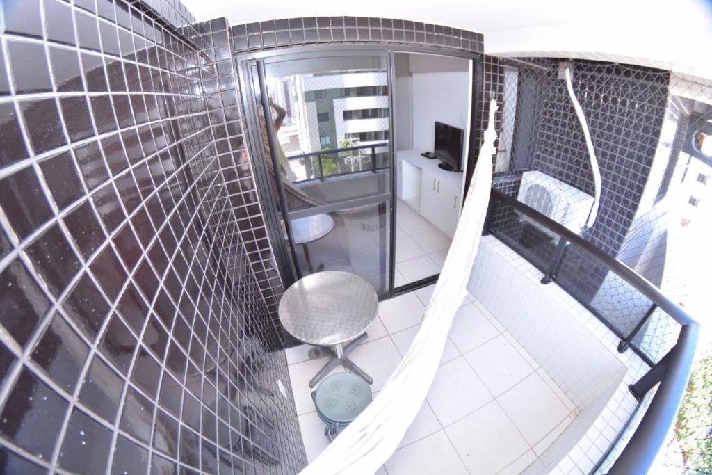  Apartamento 04 quartos sendo 01 dependência