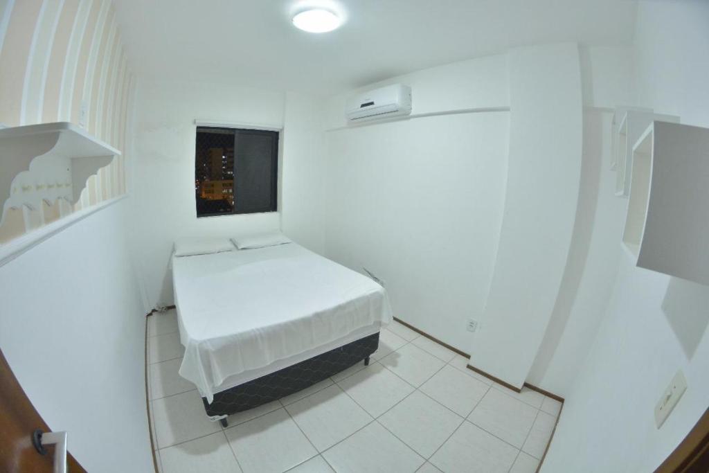  Apartamento 04 quartos sendo 01 dependência