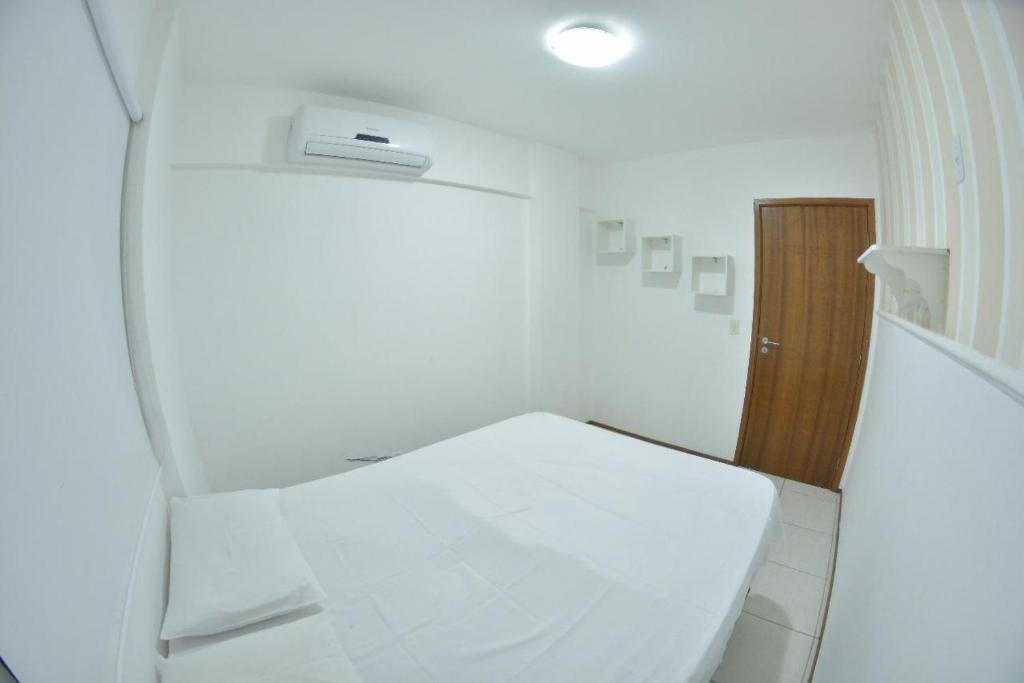  Apartamento 04 quartos sendo 01 dependência