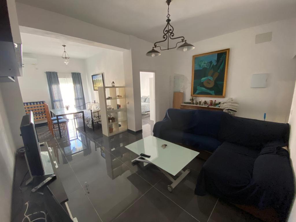 Posedenie v ubytovaní CASA REFORMADA CON TERRAZA/WIFI/AIRE ACONDICIONADO
