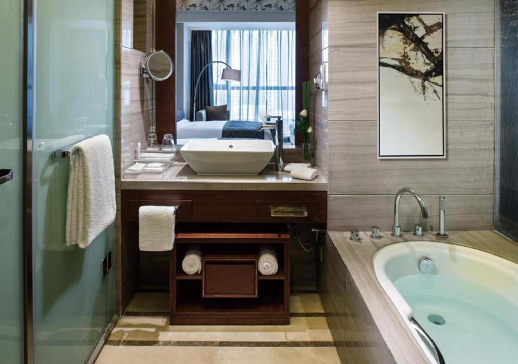 Koupelna v ubytování Crowne Plaza Hefei by IHG