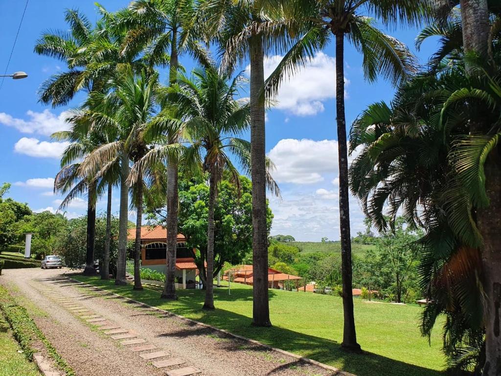  Linda Chácara na Entrada de Águas de São Pedro