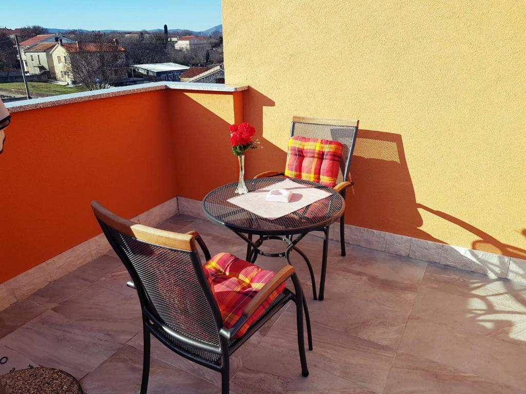 Balkón alebo terasa v ubytovaní Apartment & Studio Vrdoljak