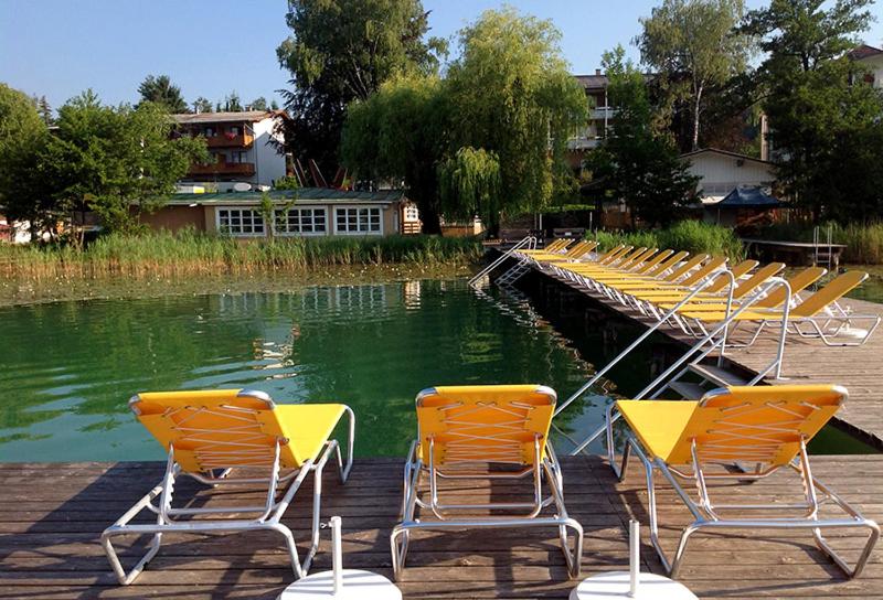 Bazén v ubytovaní Residenz am See alebo v jeho blízkosti