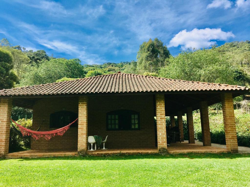  Uma Casa no Campo