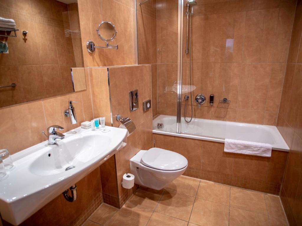 Koupelna v ubytování EA Hotel Sonata
