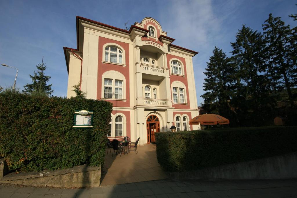 Penzion Loreta - Housity
