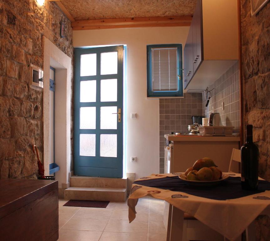 Lira - studio apartment