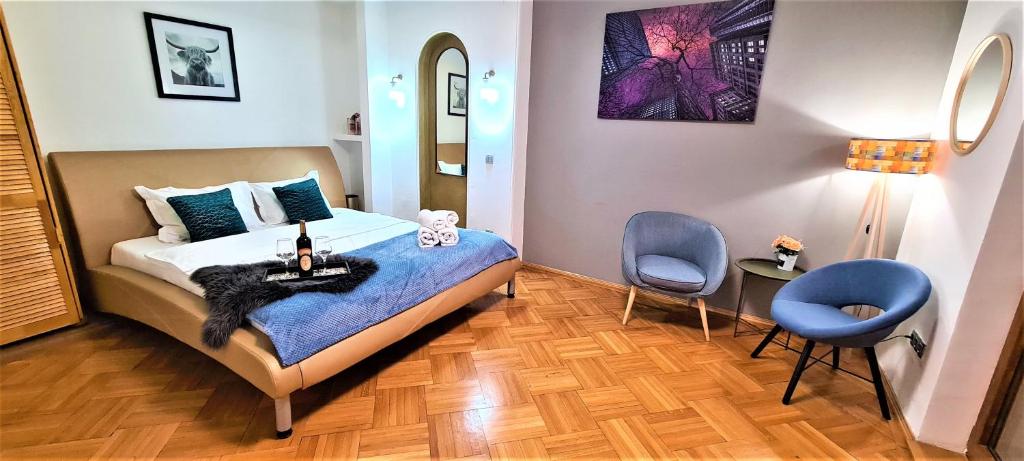 Central Arghezi Art Deco Apartment Piata Universitatii - Housity