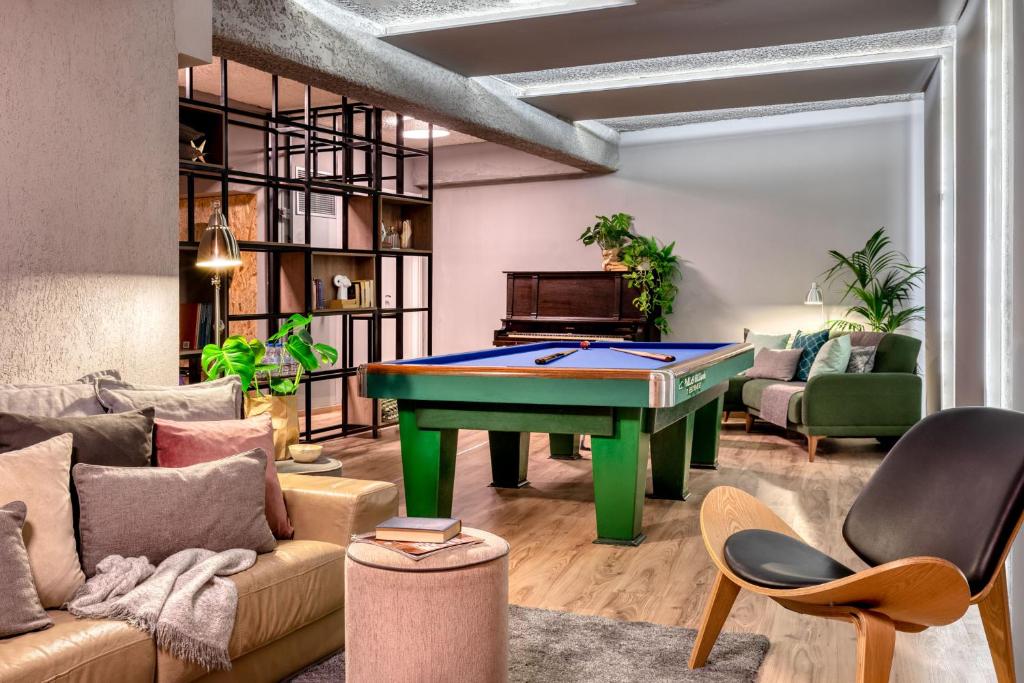 Posezení v ubytování 47 Luxury Suites