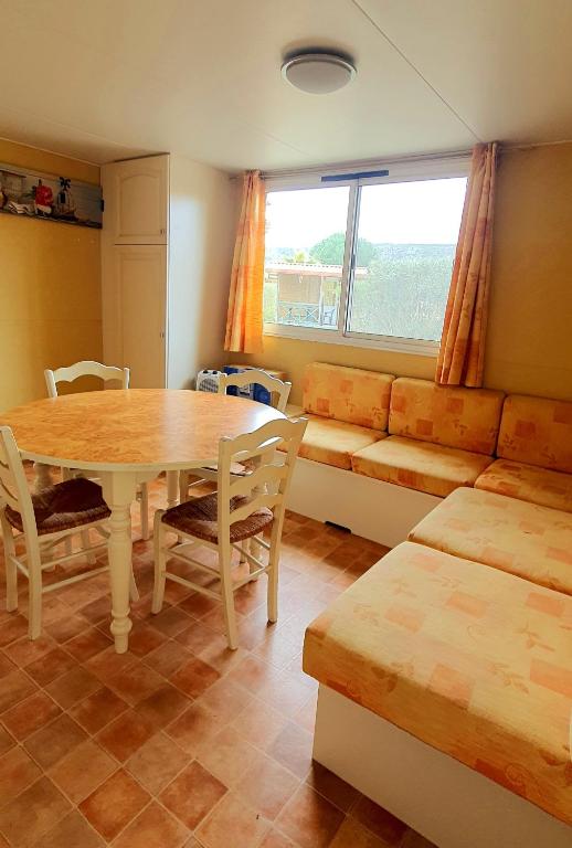 Posezení v ubytování RESIDENCE TORRE DEL FAR