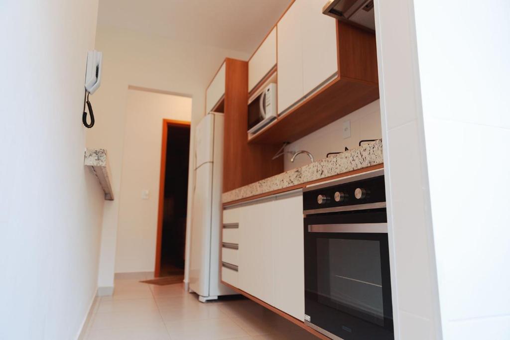  Apartamento novo com ar condicionado a 250 metros do mar!