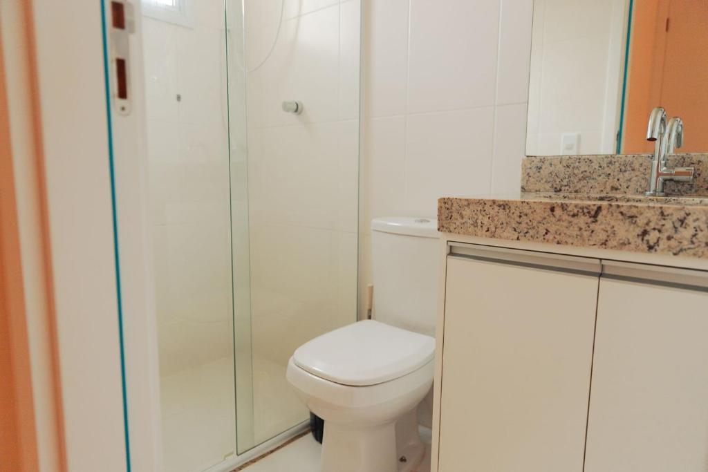  Apartamento novo com ar condicionado a 250 metros do mar!