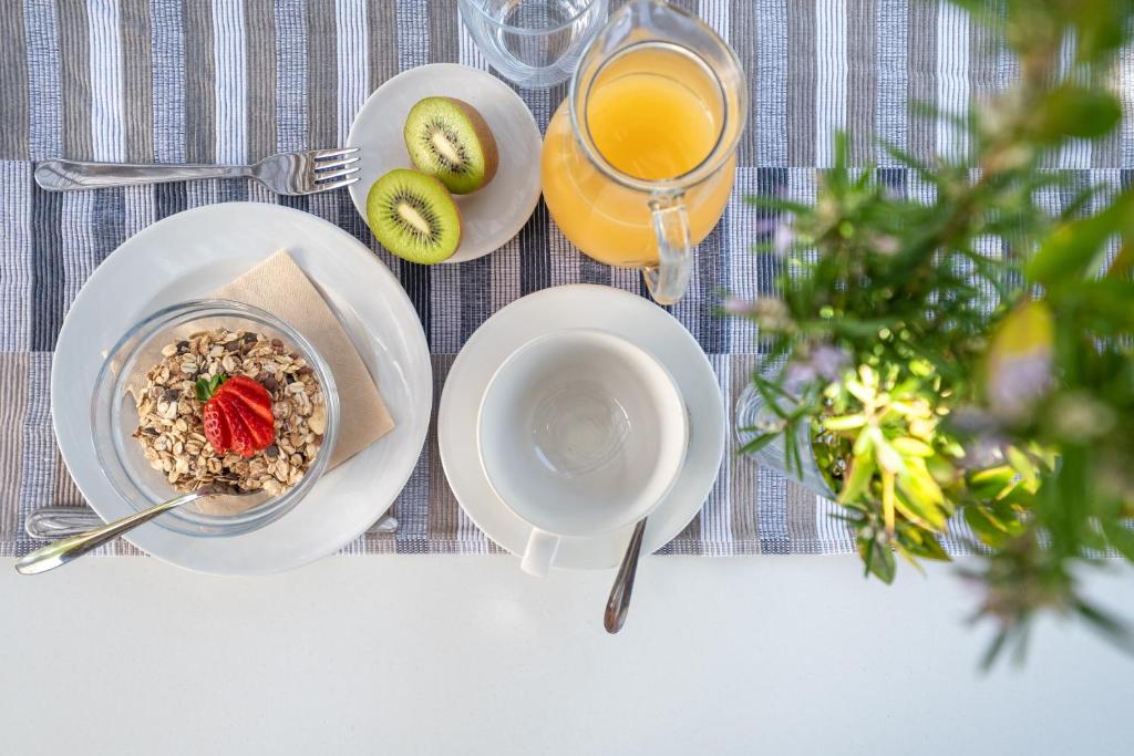 Jedlo v ubytovaní bed & breakfast alebo blízkom okolí