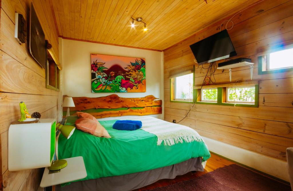 Letto o letti in una camera di Sirena Insolente Hostel & Suites