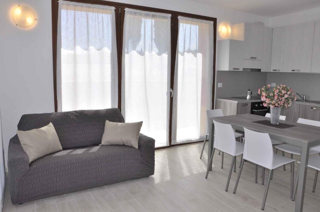 A seating area at Apartment in Lazise - Gardasee 38604