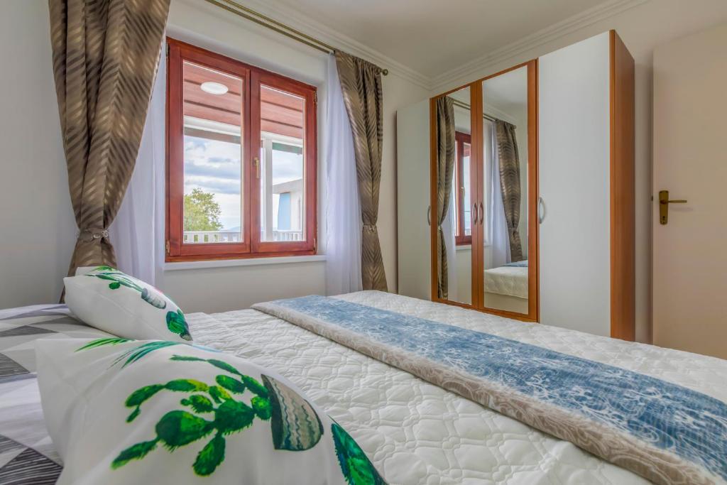 Fotografie z fotogalerie ubytování Apartment in Dramalj 41211 v destinaci Dramalj