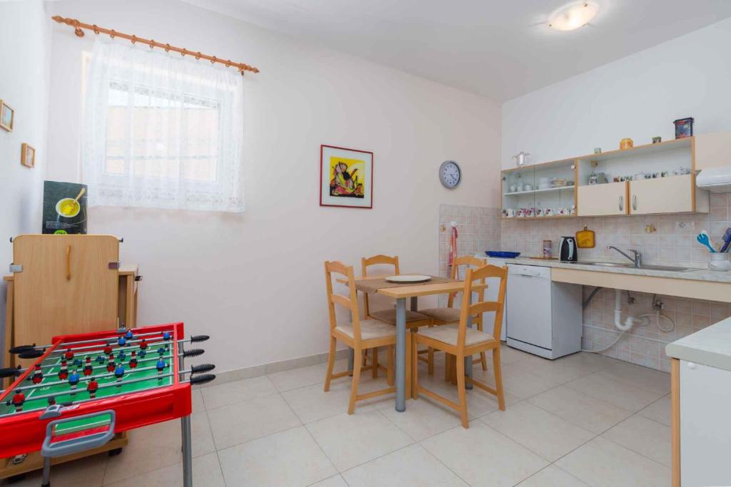 Zdjęcie z galerii obiektu Holiday home in Vizinada/Istrien 40326 w mieście Vižinada