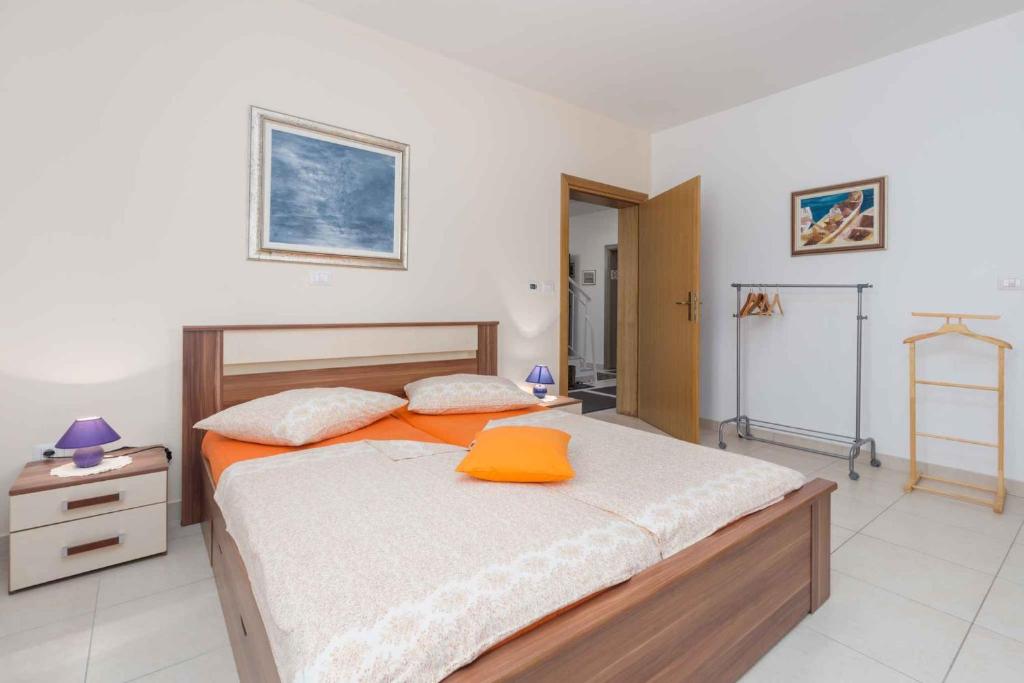 Zdjęcie z galerii obiektu Holiday home in Vizinada/Istrien 40326 w mieście Vižinada