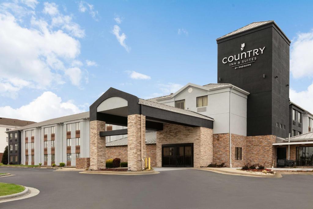 Country Inn & Suites by Radisson, Roanoke Rapids, NC