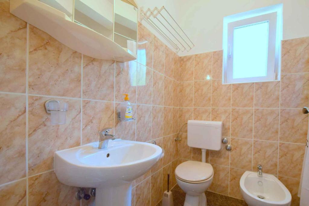 Fotografia z galérie ubytovania Apartment in Njivice/Insel Krk 13276 v Njivice