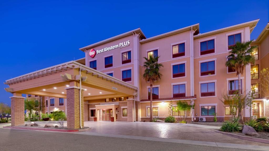 a rendering of the front of a hotel at Best Western Plus Chandler Hotel & Suites in Chandler