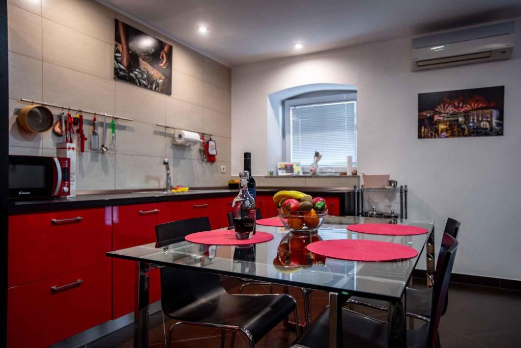 Fotografia z galérie ubytovania Apartment in Rijeka 38167 v destinácii Rijeka