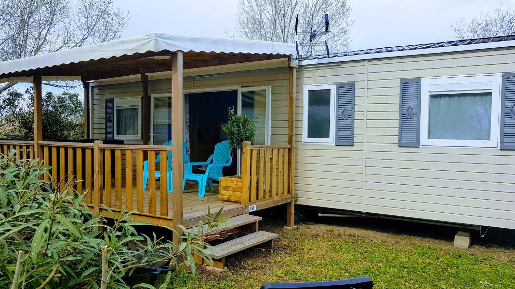 Gallery image of Mobile home De Luxe St Cyprien in Saint-Cyprien