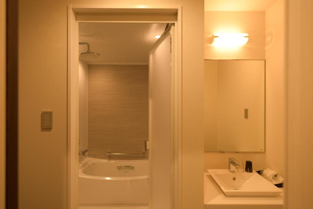 Baðherbergi á Sakura Shimanami Hotel