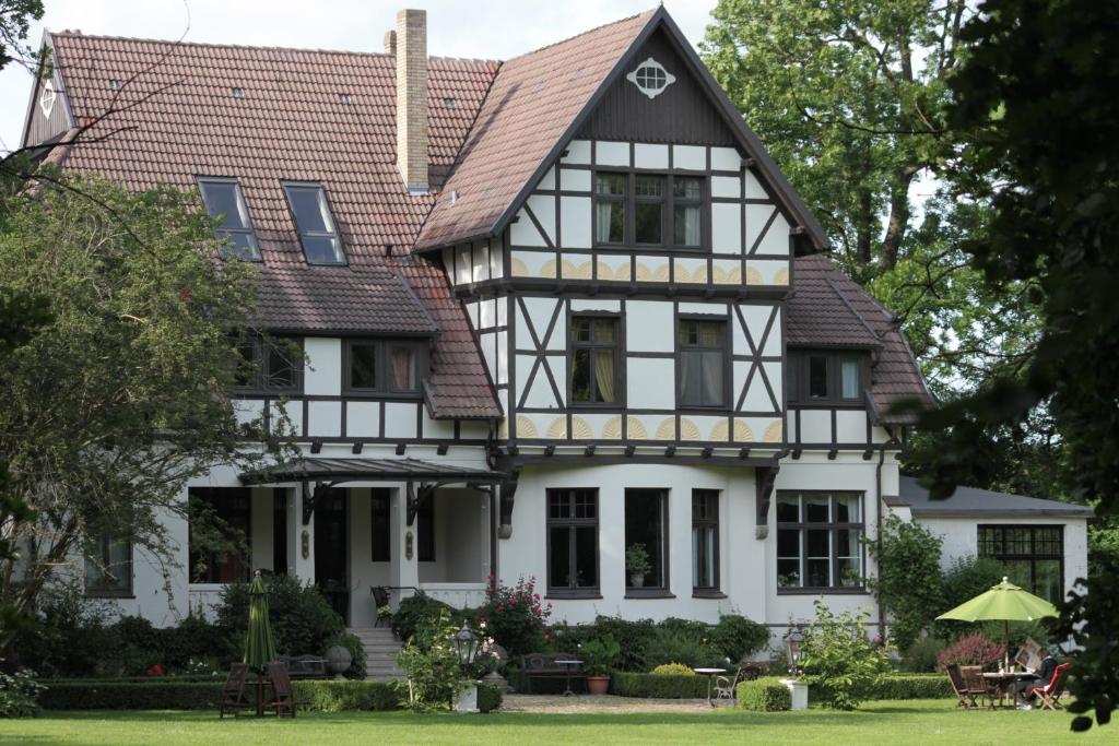Zahrada ubytování Gutshaus Kubbelkow
