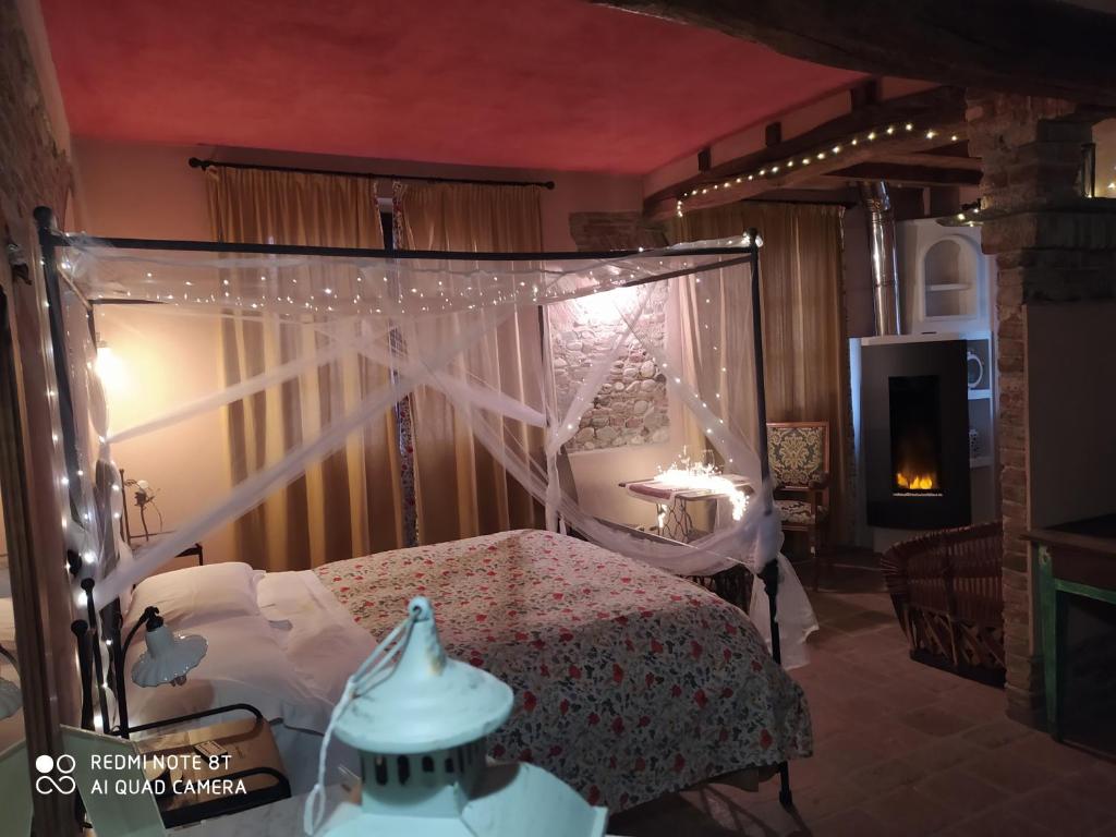 Ein Bett oder Betten in einem Zimmer der Unterkunft La Via'
